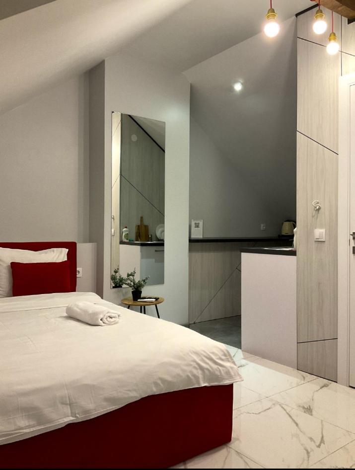 Pure Apartments Vip 5 Leópolis Exterior foto